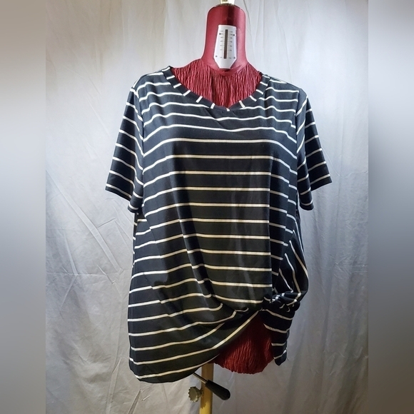 Paper Plane Tops - Paper Plane Black & White Stripped Top Size 2X